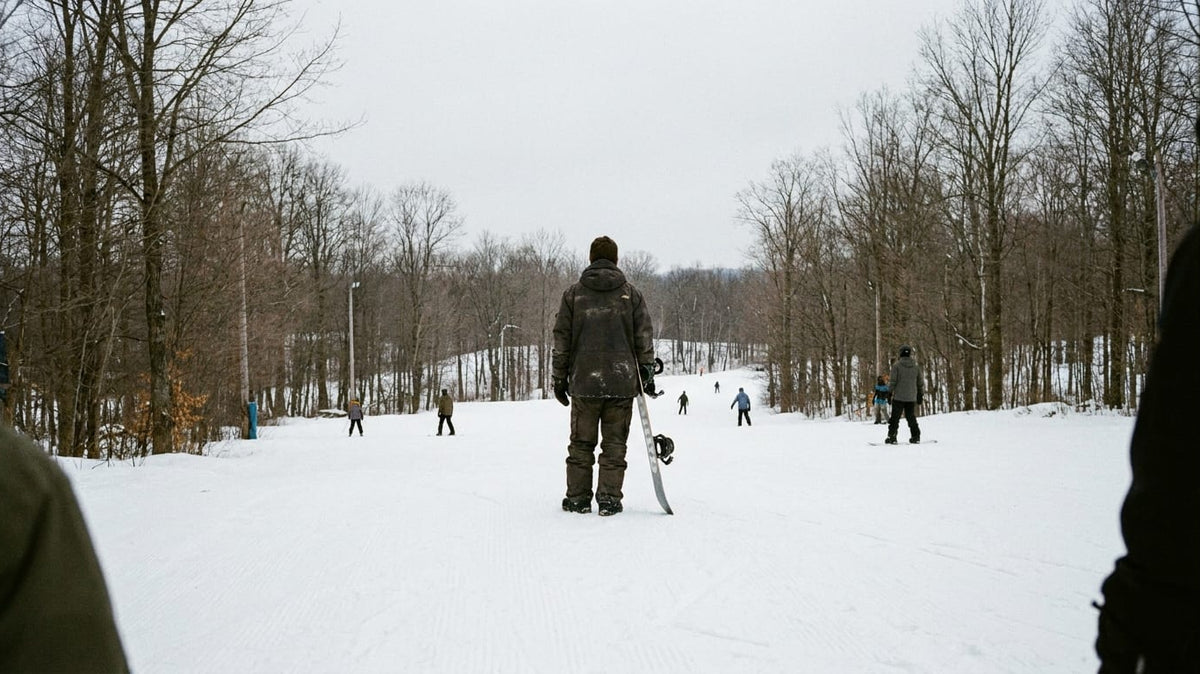 Best Beginner Snowboard: How to Pick Your First Board