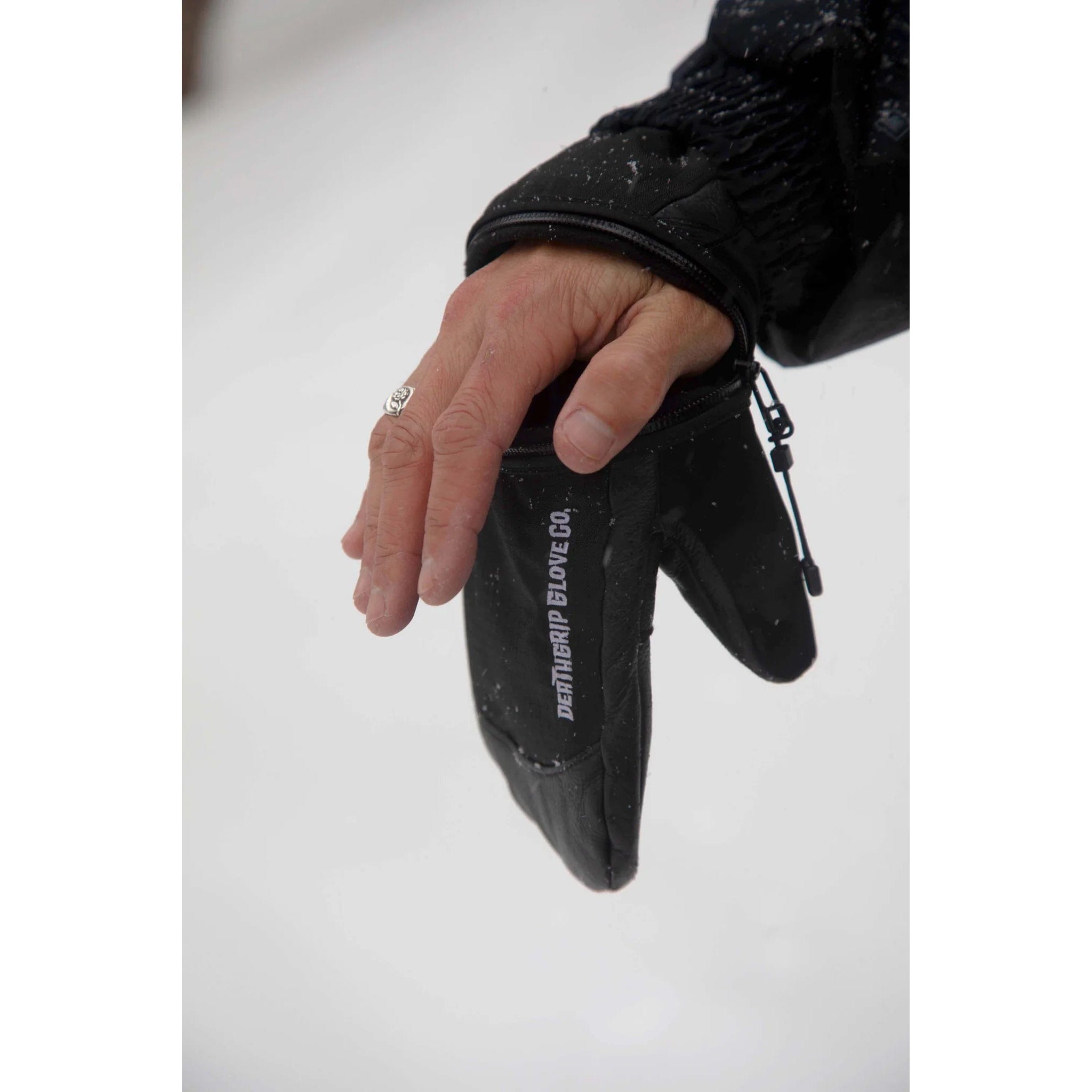 Deathgrip Werewolf Mitt Black Gloves & Mitts