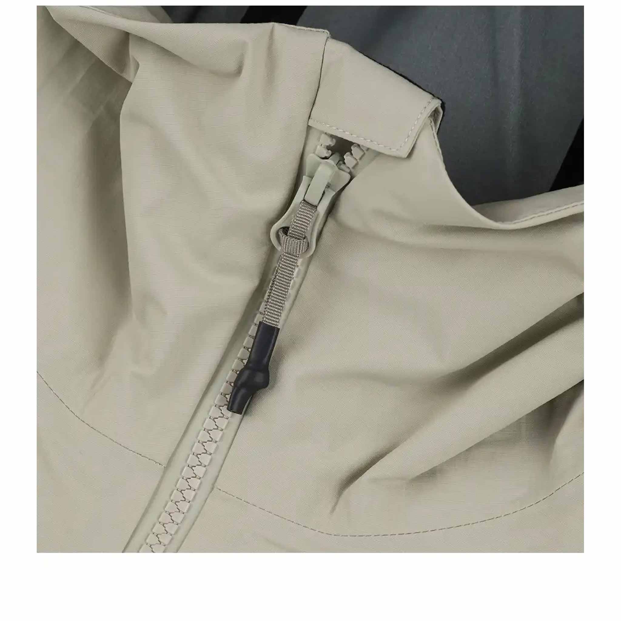 Souvenir 3ply Ripstop Shell Putty Mens Snowboard Coat