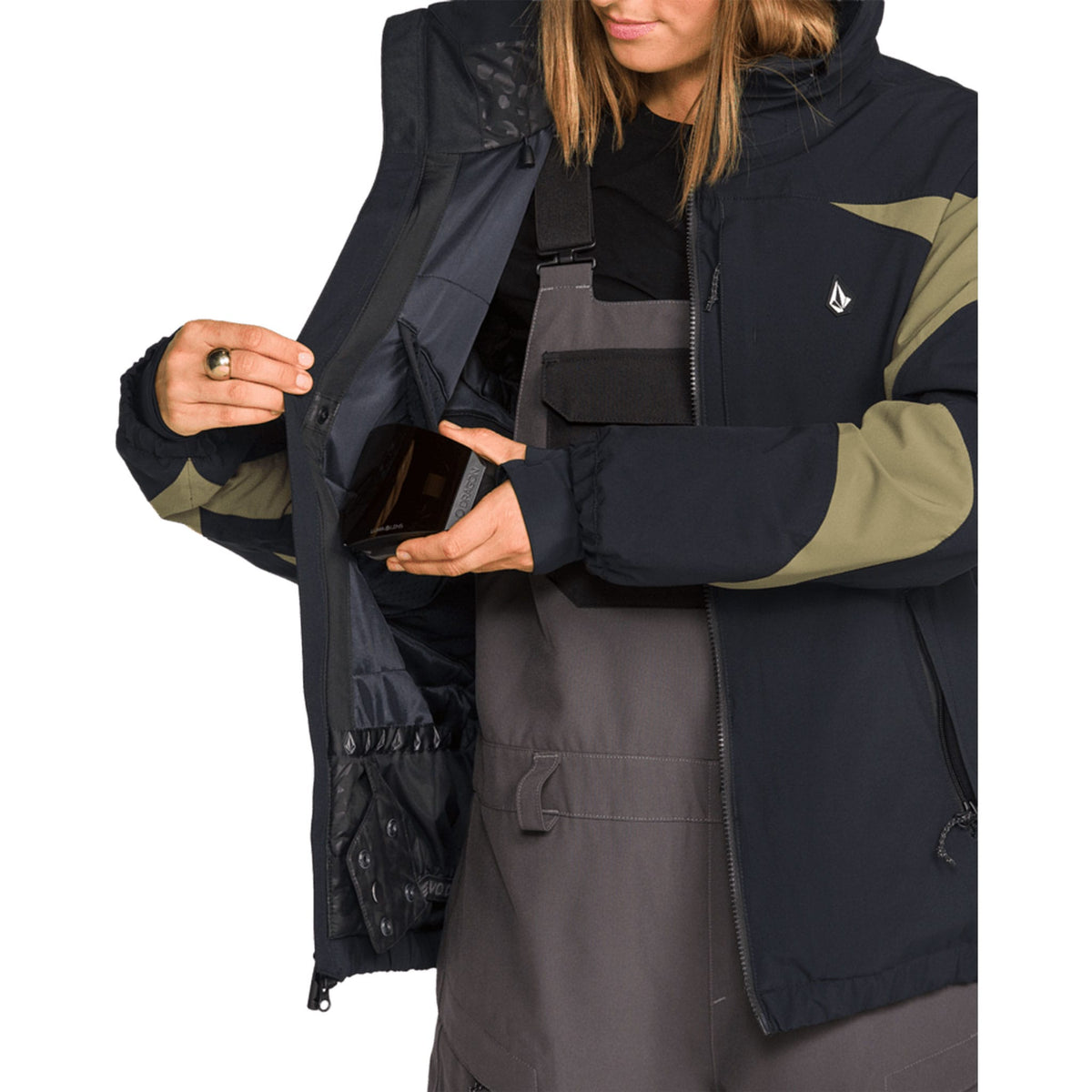 Volcom Women's Shelter 3D Stretch Jacket Black 2027 Womens Snowboard Jackets